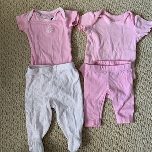 2 newborn baby girl outfit sets